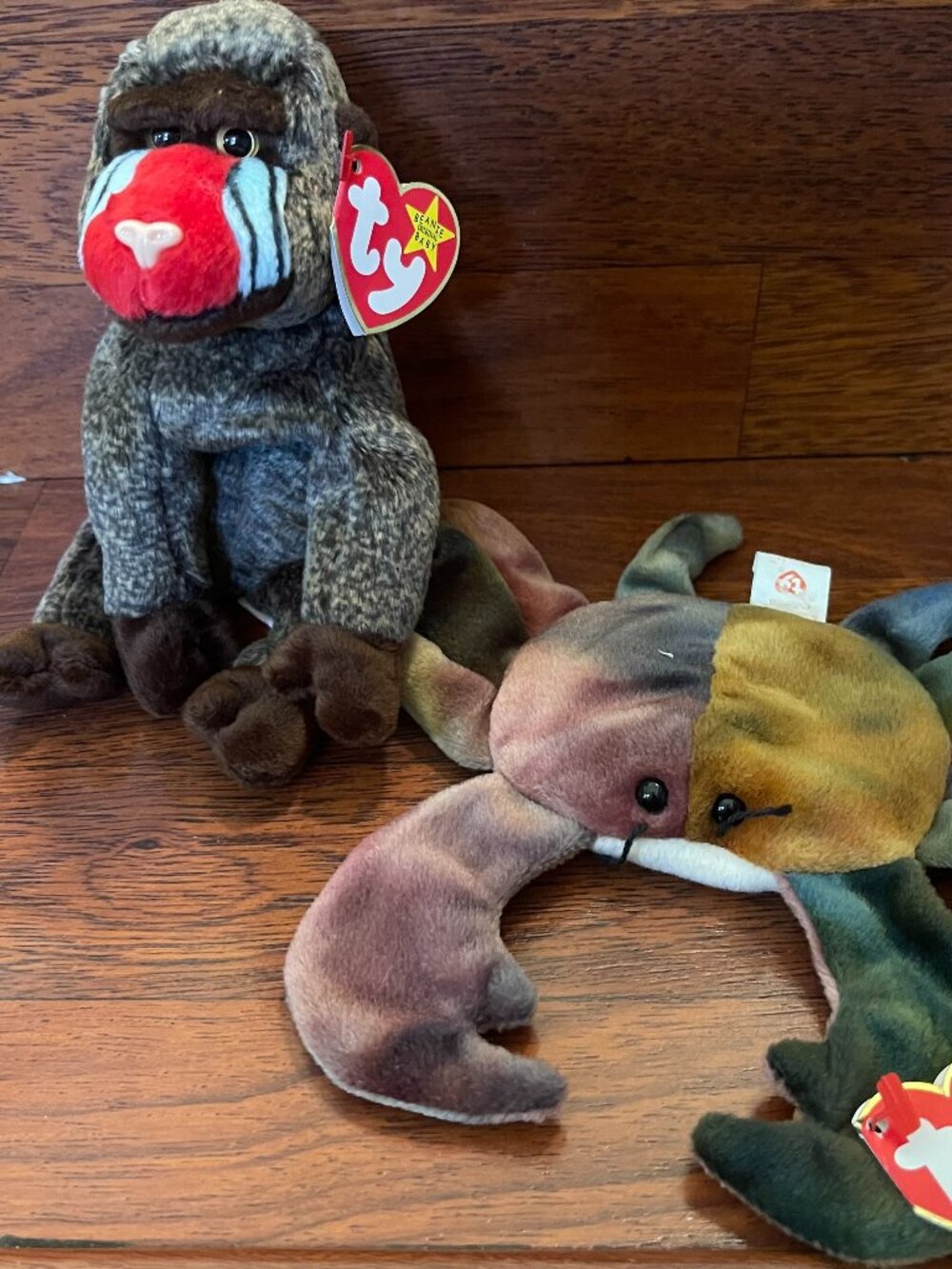 TY LOT of 2 Beanie Baby Cheeks 1999 & Claude the Crab